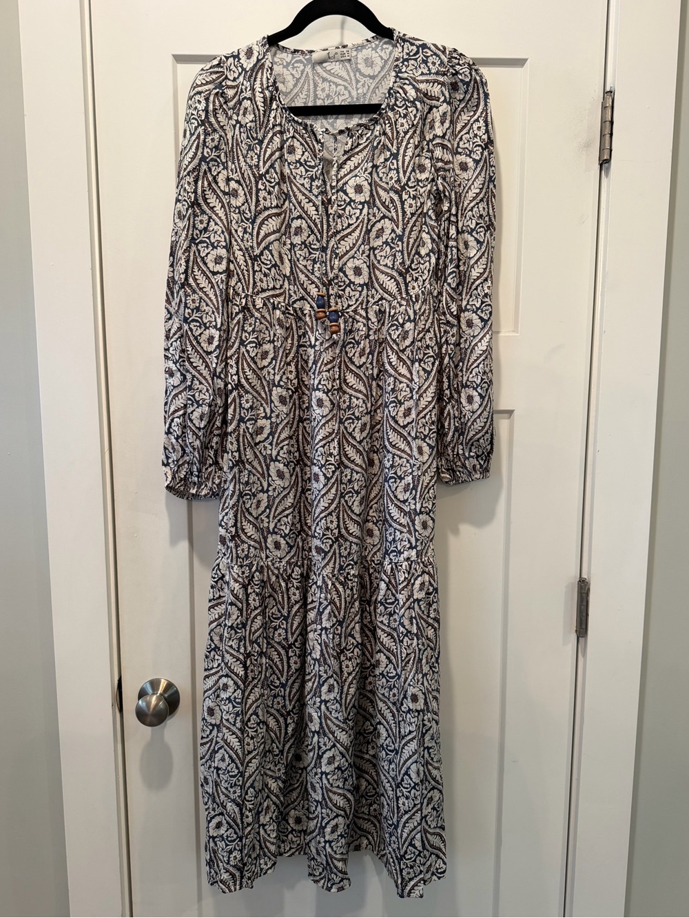 IKOLL Boho Paisley Floral Midi Dress Blue Ivory Long Sleeve Tie Neck Size Medium - Picture 2 of 11